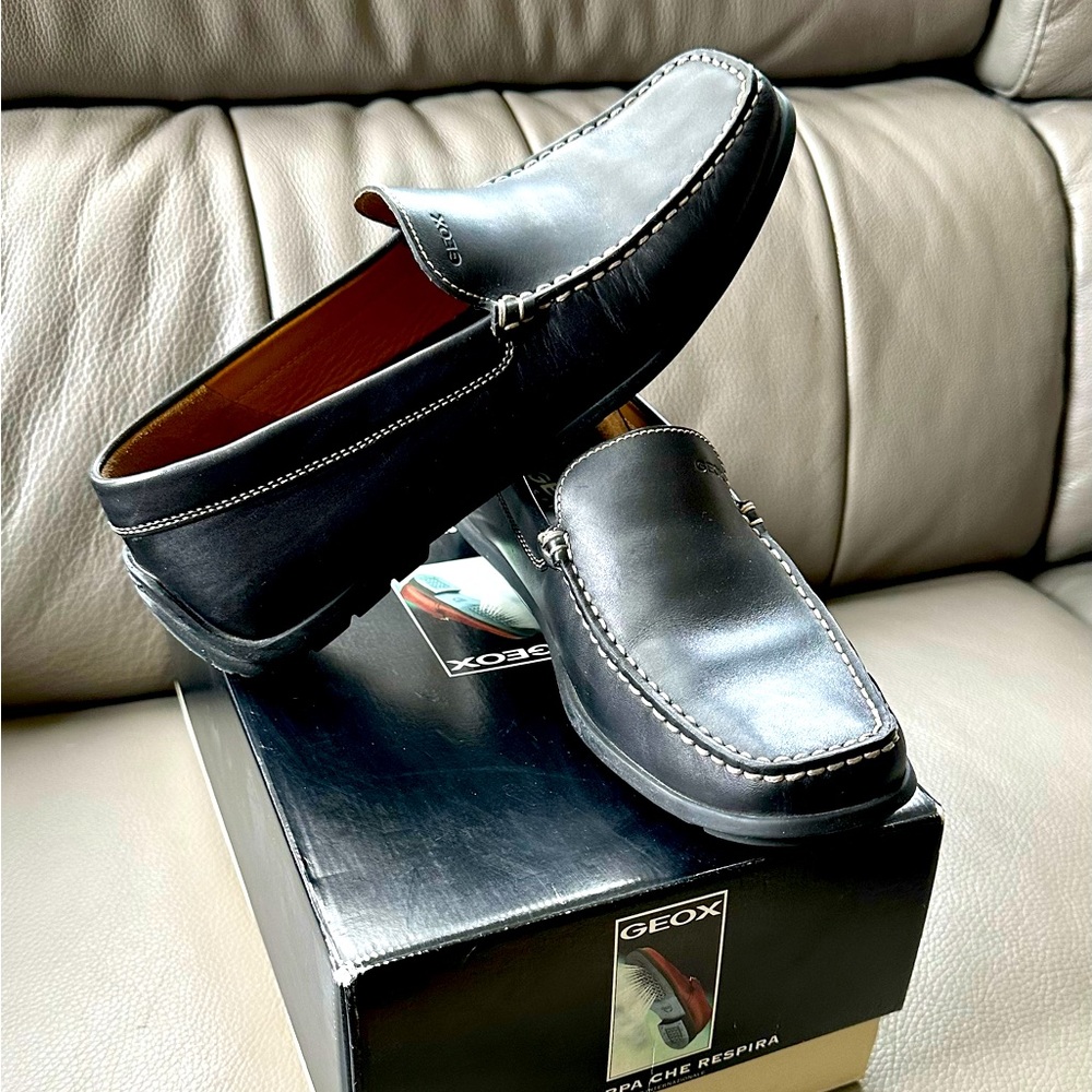 Geox men’s black loafers size 9.5